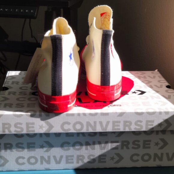 Converse Unisex Comme des Garçons PLAY (NEW w/tags and box) - Picture 4 of 8